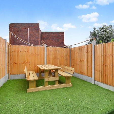Sixtysix By Sorted Stay Southend-on-Sea Extérieur photo