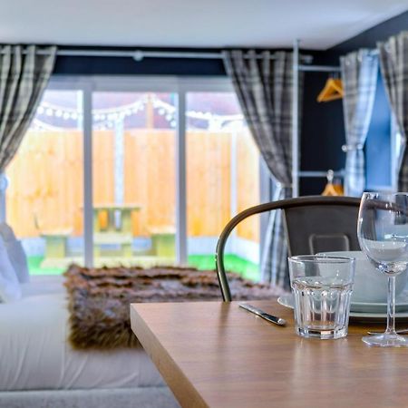 Sixtysix By Sorted Stay Southend-on-Sea Extérieur photo