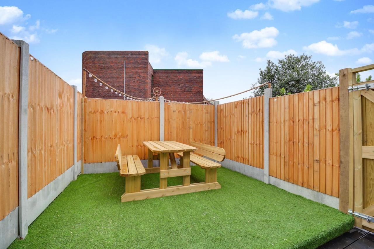 Sixtysix By Sorted Stay Southend-on-Sea Extérieur photo