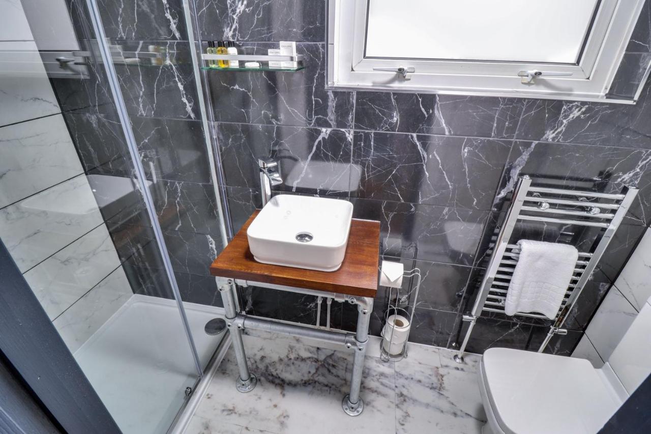 Sixtysix By Sorted Stay Southend-on-Sea Extérieur photo