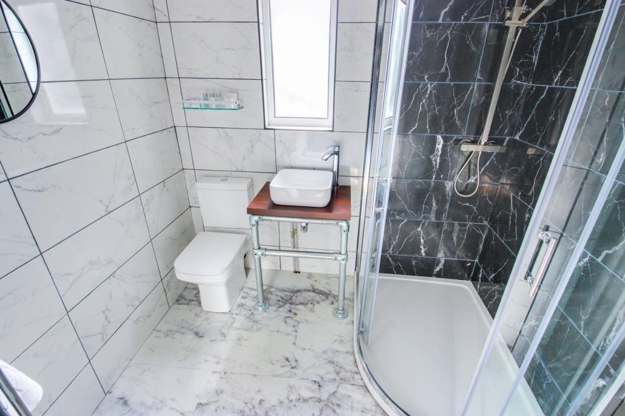 Sixtysix By Sorted Stay Southend-on-Sea Extérieur photo